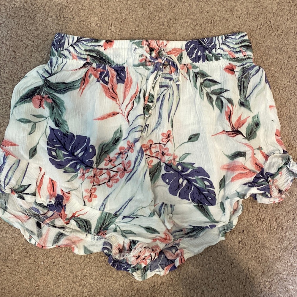 H&M floral shorts